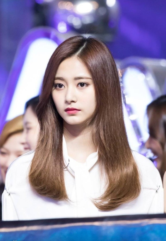 周子瑜系长相的女爱豆谁说只有瓜子脸好看其实小短脸也很好看呀