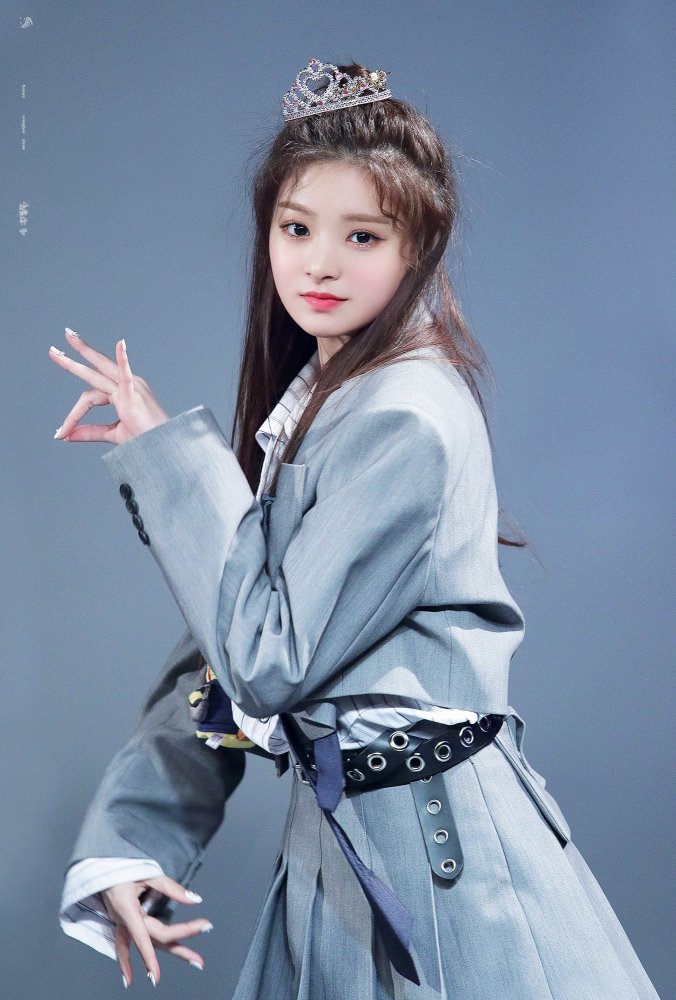 周子瑜系长相的女爱豆谁说只有瓜子脸好看其实小短脸也很好看呀