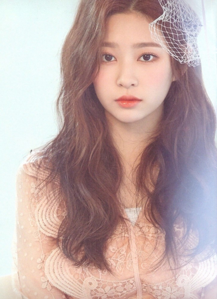 周子瑜系长相的女爱豆谁说只有瓜子脸好看其实小短脸也很好看呀