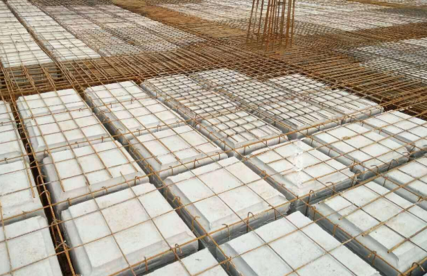 曾在农村风靡一时的"空心楼板",为何近年销声匿迹了?原因来了