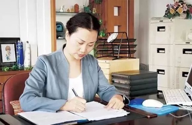 浙江台州美女"富二代",新晋"台州女首富"|九洲药业|花莉蓉|台州|浙江