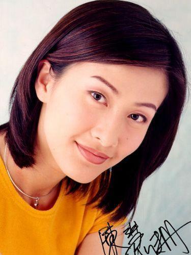 tvb职场代言人陈慧珊转行在培训机构当老师长得就素质过硬