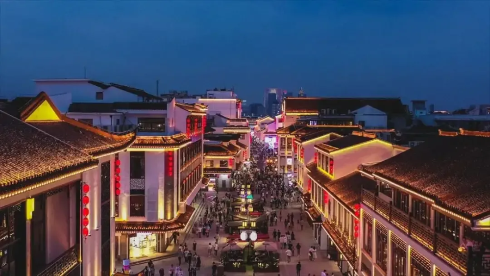 中国各区gdp排名_中国万亿级城市人均GDP排名:无锡第一,南京第三,苏州第四