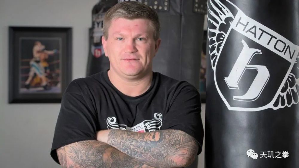 拳击里奇哈顿力挺老炮复出我愿意和霍亚打上一场