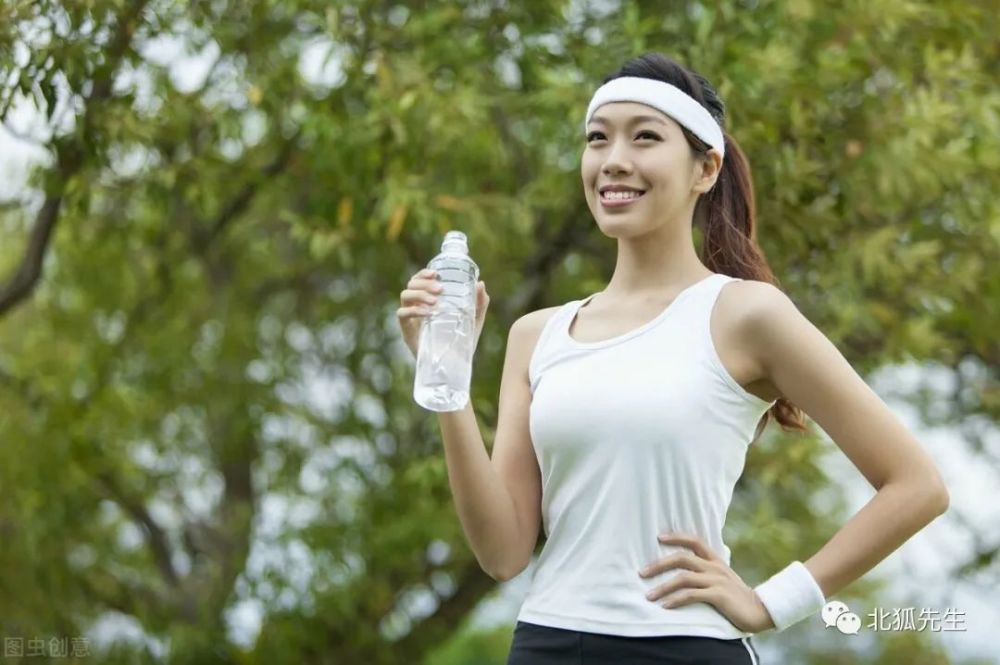 美女教练开美容院 利用 健身优势 半年进账不少 方法易借鉴 腾讯新闻