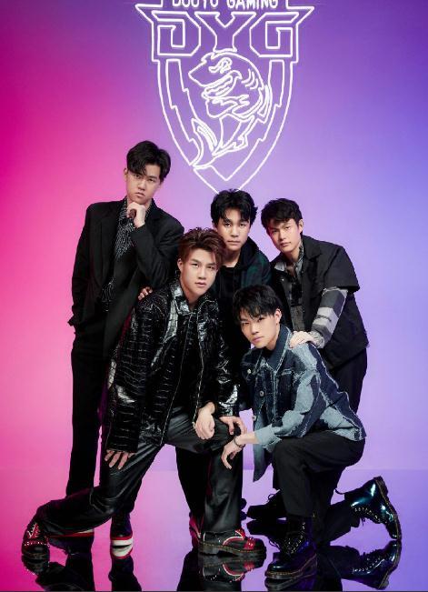 rw战队|dyg|易瞳|边路|giao