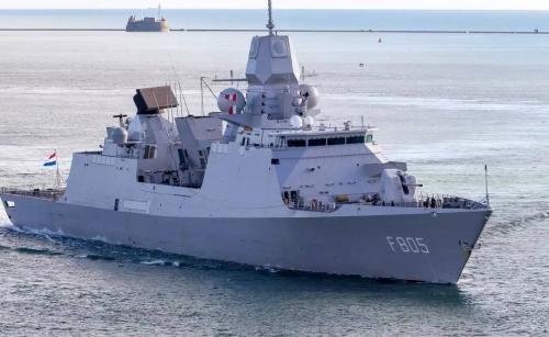 图为荷兰海军战舰