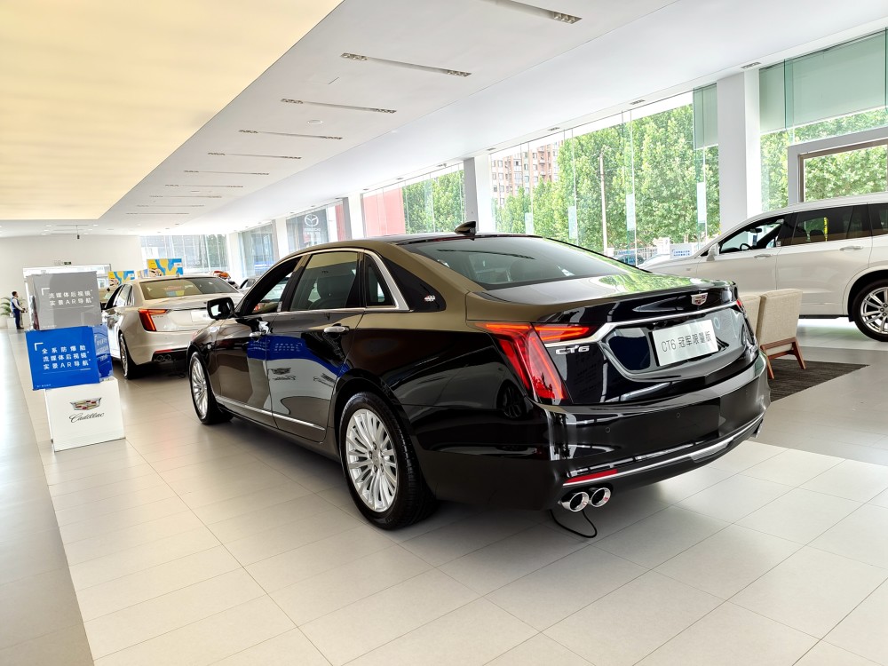 解读低配车实拍凯迪拉克ct6精英型b级车的价格能买c级车