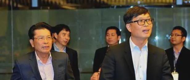 美的董事长是谁_太突然!5000亿市值美的遭董事长大举减持,套现逾13亿!还惊现一...
