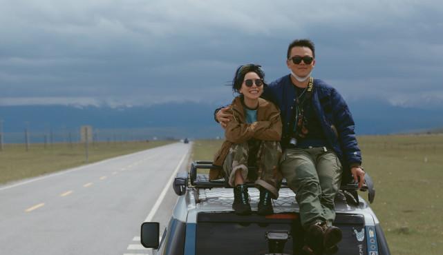 32岁黄雅莉宣布结婚初恋还异地相处了13年扒一扒其老公的家境