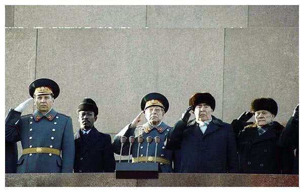 苏联"战忽局":他比"局座"更能忽悠,美国都被忽悠瘸了!