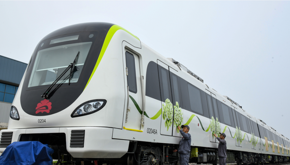 速看洛阳地铁2号线车辆外观和内饰主色调曝光内附实拍图