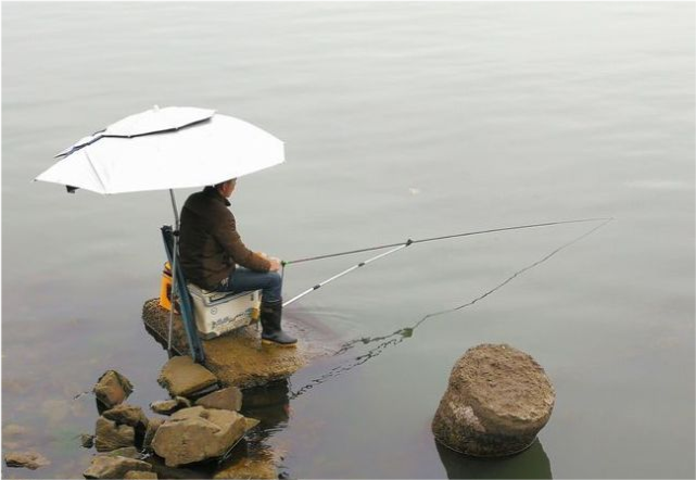 禁漁期結束可以盡情釣魚嗎別高興太早有些地方十年禁釣