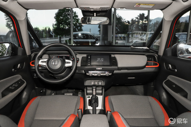 本田life:6个安全气囊 9.08万元的起售价