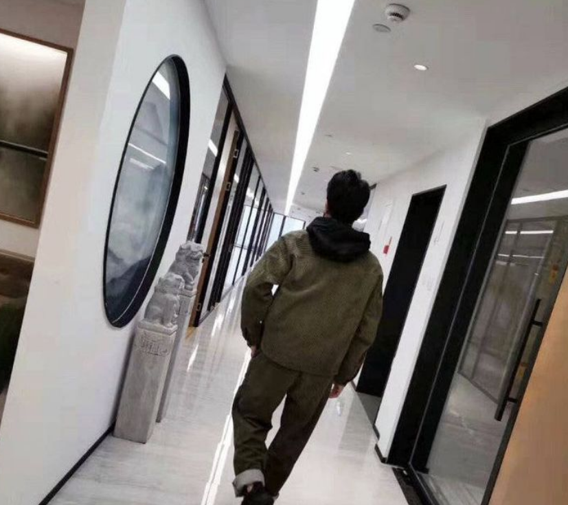 林生斌律师保姆不会只用书来点燃自己注销执业资格证