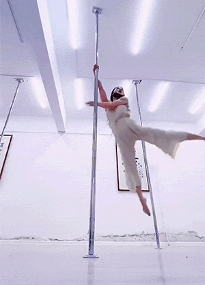 单手解bra节目挑战,是门技术活!