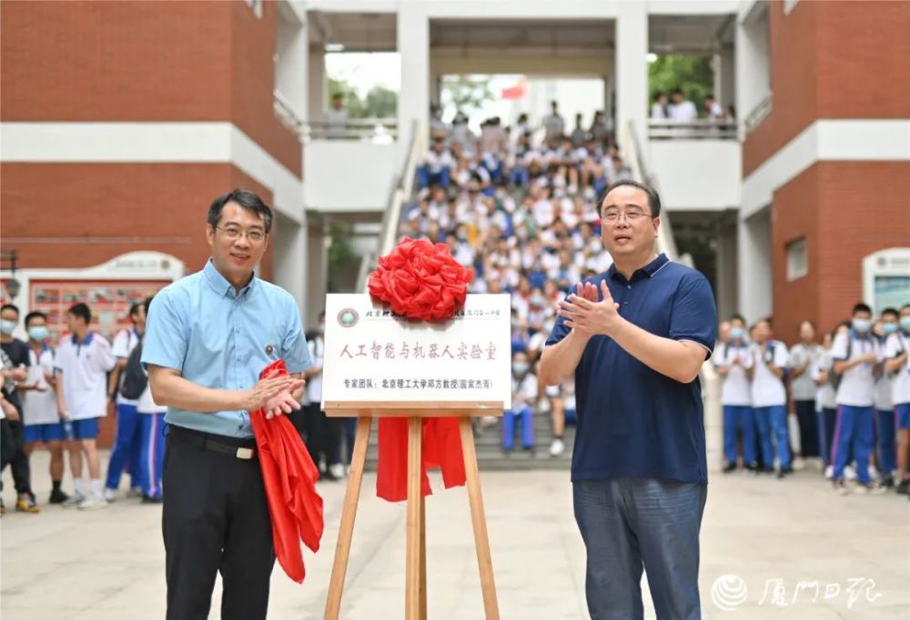 厦门最牛的两所百年中学校长名录都有他的名字他说