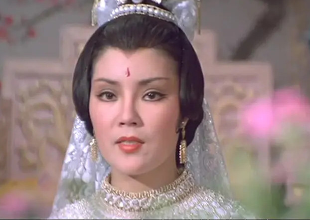 11位演邀月宫主的女星看过才知什么叫冷艳霸气什么叫拉胯