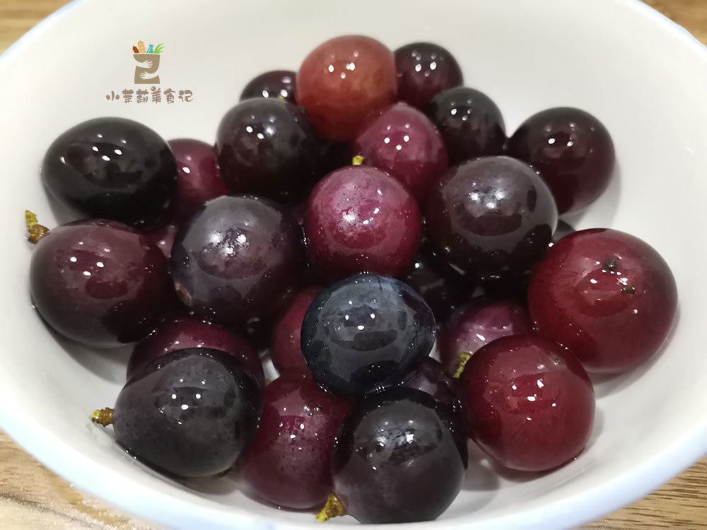 买葡萄,选葡萄粒"紧密"还是"松散"的?区别不小,买错酸掉牙_腾讯新闻