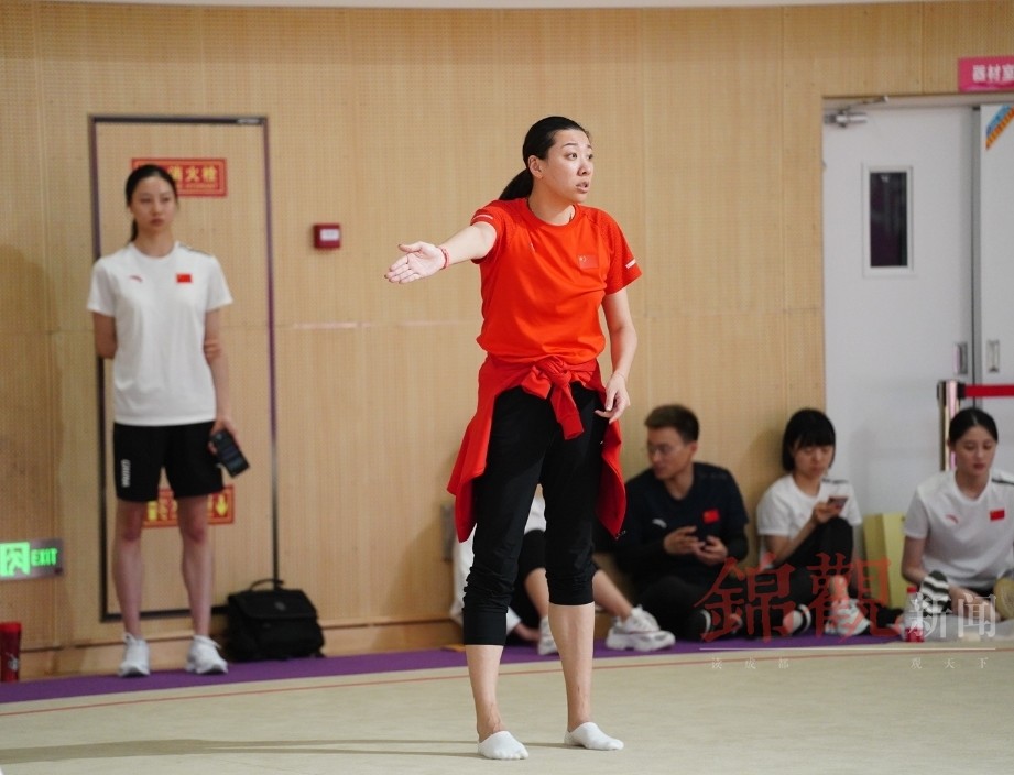 从成都到东京|12年 她生生把自己从孙小美磨成魔鬼教练