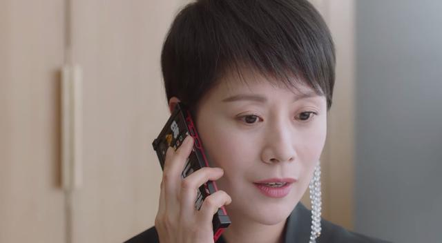 仲念念   #情感观点 热点#系列 具体事件   第26届上海白玉兰颁奖典礼