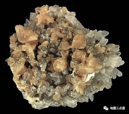 独居石并不“独居”，它有哪些独特性能？_腾讯新闻