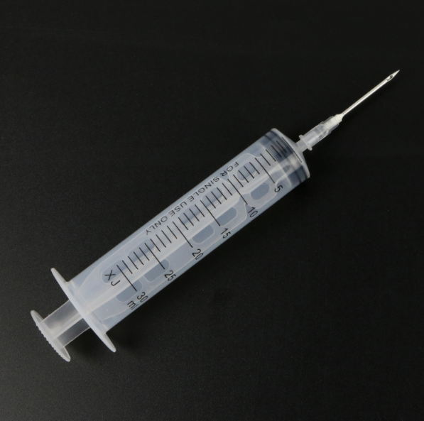 桂林毒针杀人案始末:让同事按摩引起误会,女护士给医生注射毒针