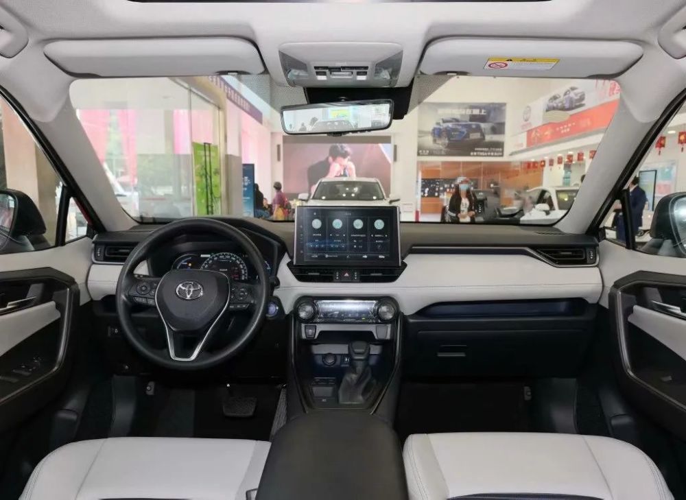 9万,丰田这车顶不住了,釜底抽薪!轻松碾压探岳皓影