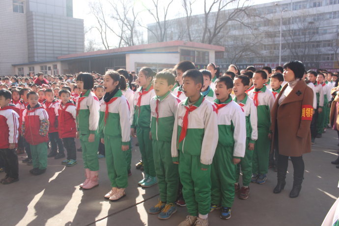 小学生入学年龄有改动 只看出生年份不看月份 教育部这样回应的 腾讯新闻