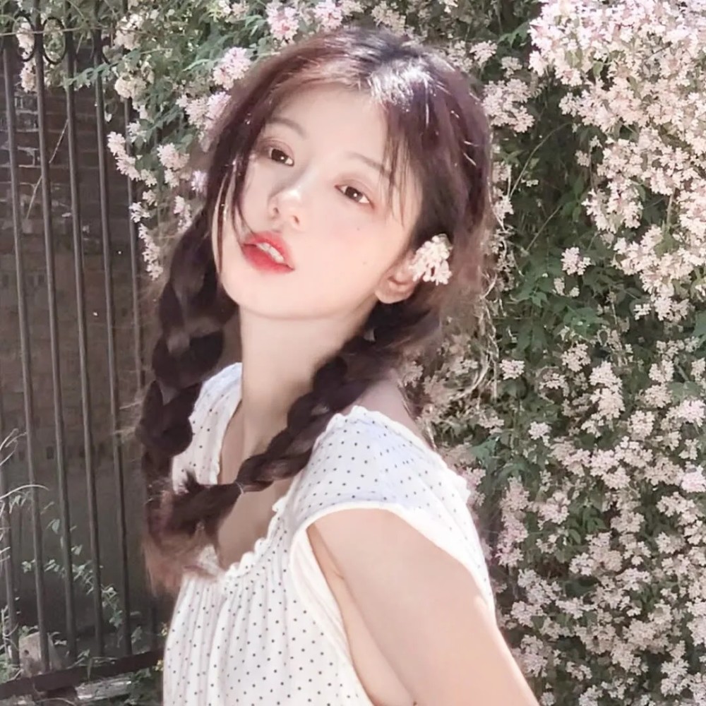 心动女生头像没人规定一朵花必须长成向日葵或玫瑰