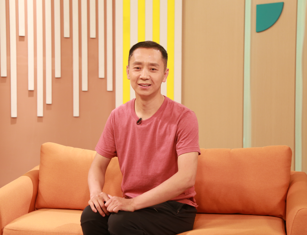 节目邀请宝山区少年宫教师宋护彬和参演《夏秋生的故