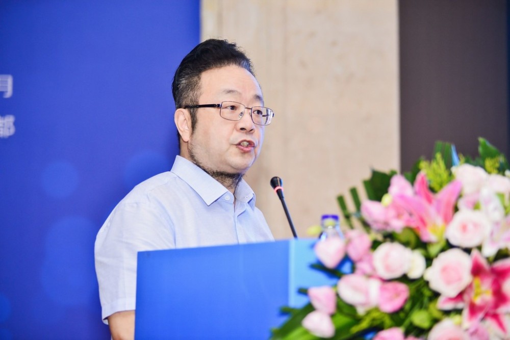 贺克斌院士作专题报告