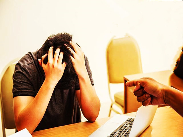 11岁女儿的成绩从100降至70分,妈妈无能为力,找辅导老师,没用!