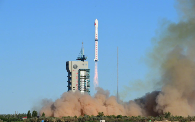 5日7时28分,我国在酒泉卫星发射中心用长征四号丙运载火箭,成功将风云