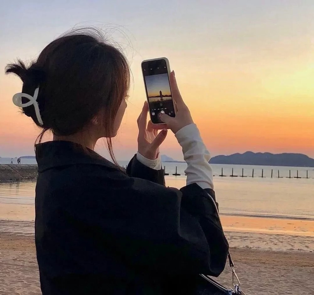 落日余晖意境女生头像_腾讯新闻