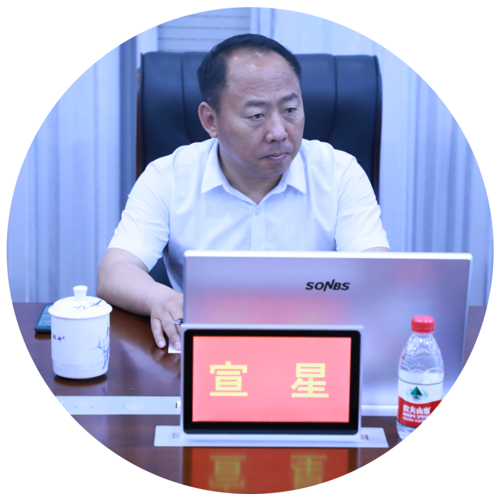 尹树明敖包山社区书记区人大代表关玉内蒙古巧牧商贸有限责任公司总