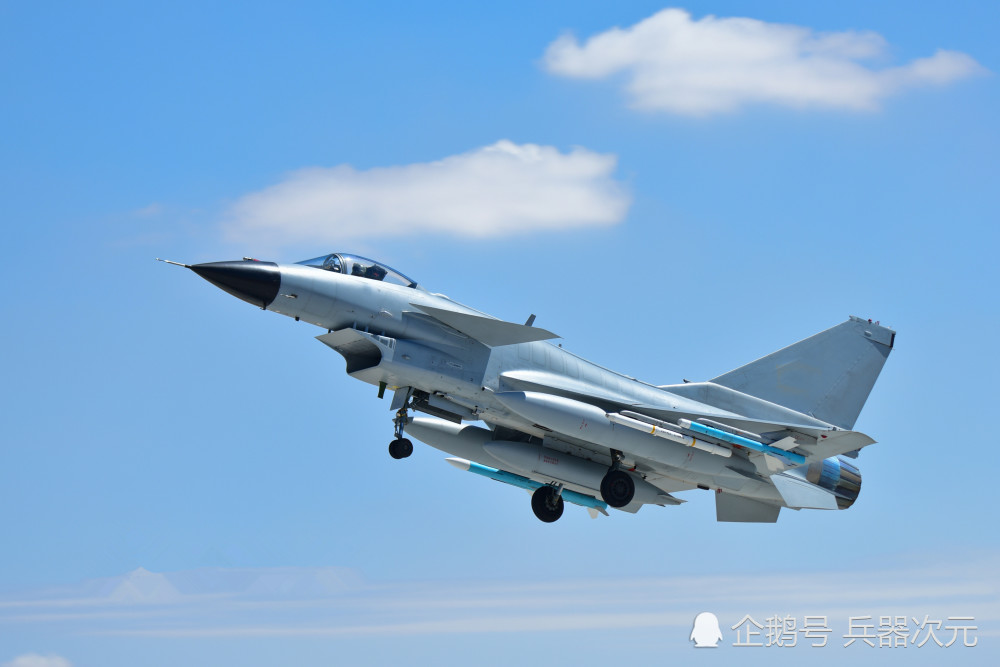 宣佈陣風戰鬥機擊敗美國的f/a-18