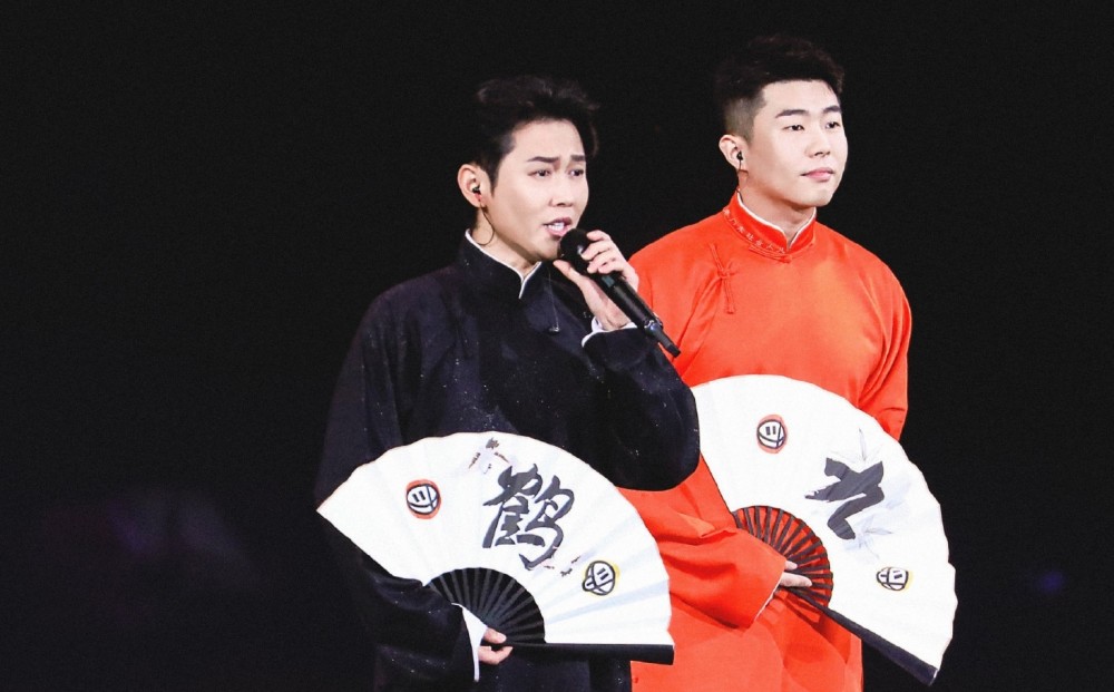 的简介是德云四公子成员,郭德纲弟子,周九良的简介是德云社相声演员