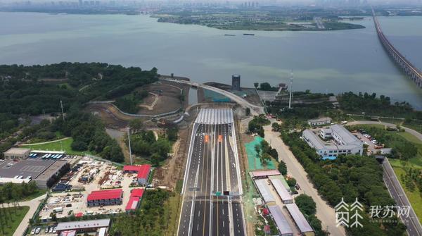 江苏苏州阳澄西湖南隧道正式建成通车