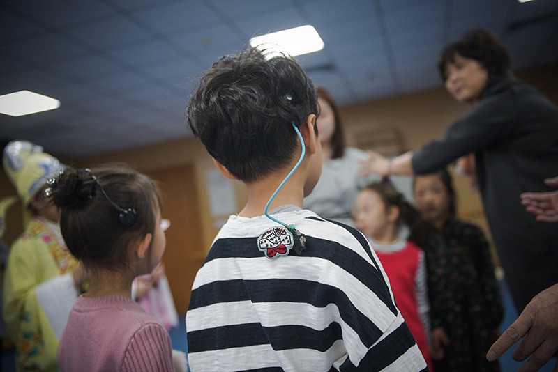 如何突破障碍让听障群体"看见声音"