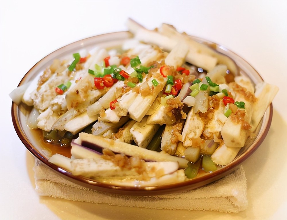 茄子不要再炸着吃了,教你做蒜蓉蒸茄子,蒜香味浓,超下饭_腾讯新闻