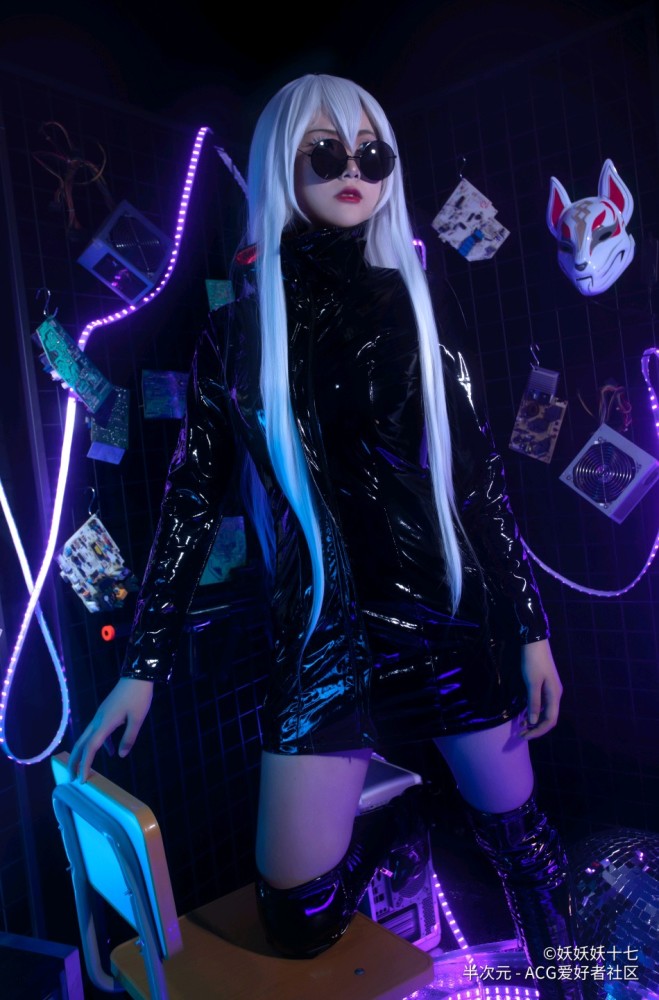 咒术回战五条悟性转cos正片