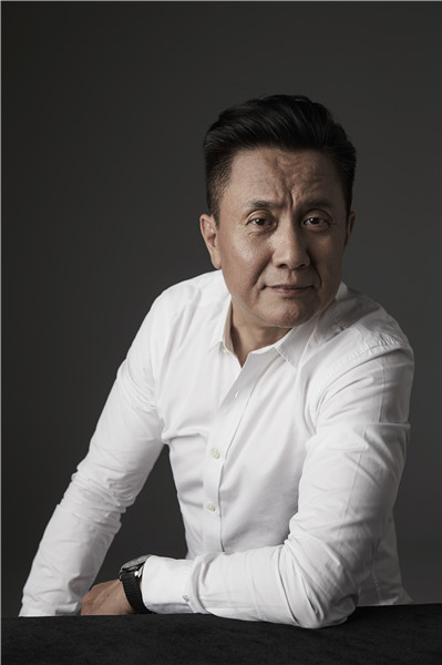 访《人间正道是沧桑》主演张志坚:一个老派演员的自我修养_腾讯新闻