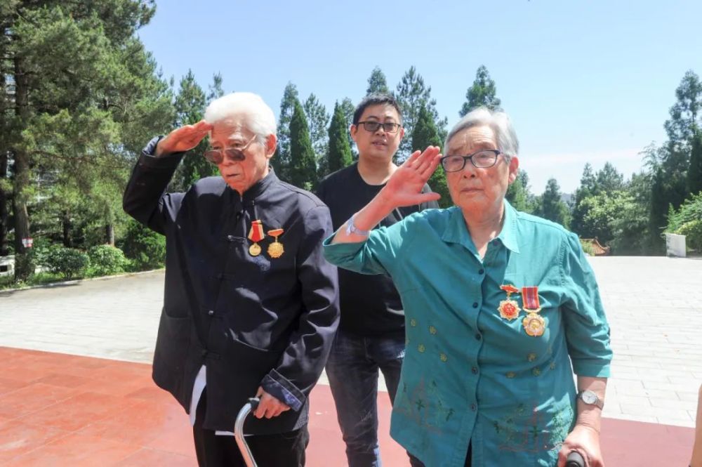 党史学习教育八路军老战士张朝荣14岁投身抗日红心向党