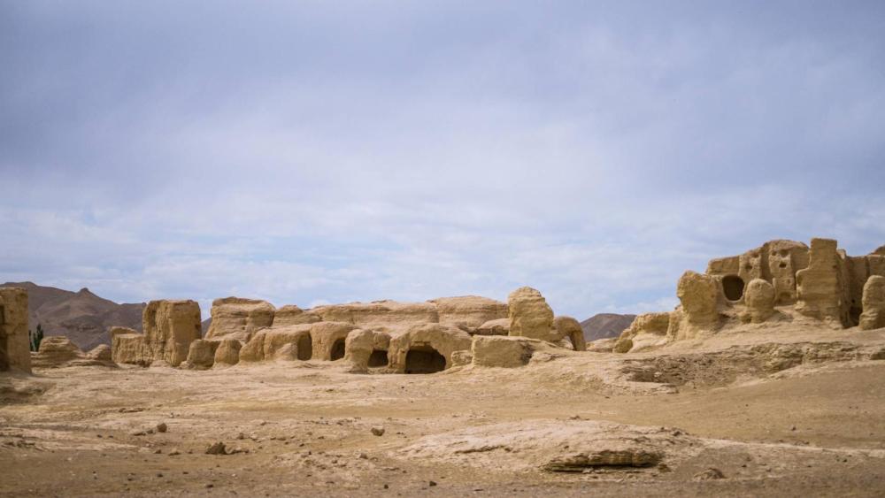 鬼吹灯中的精绝国为什么会突然消失