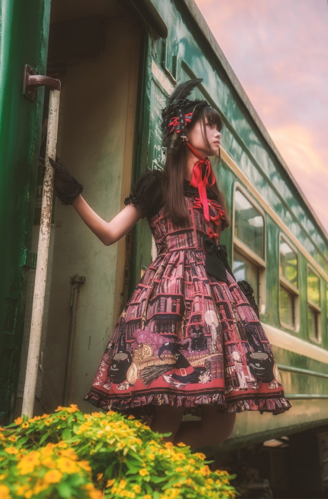 洛丽塔，猫梓子少女正片