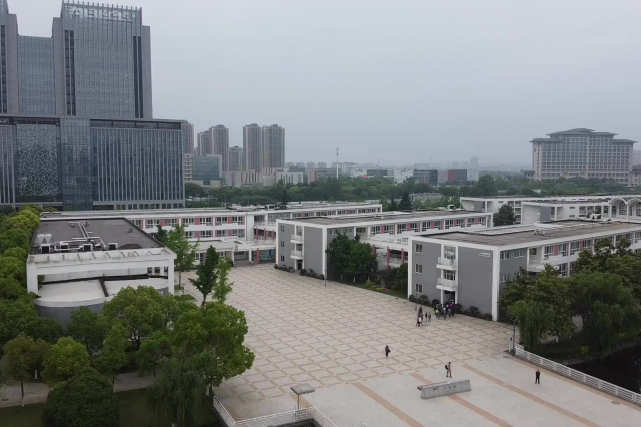 江苏扬州迎来一所初级中学总用地面积为52125平方米将在年内开工