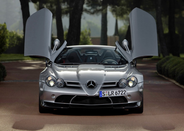 哎哟不错噢周董同款奔驰slr722mclaren