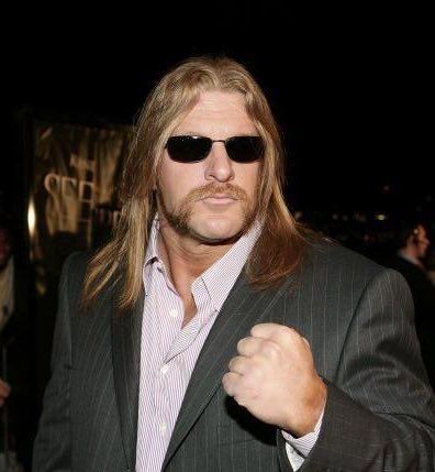 aew,aaa,tna世界冠军持有者-肯尼·欧米加(kenny omega)在6月30日播出