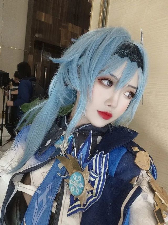 cos原神优菈cos漫展自拍